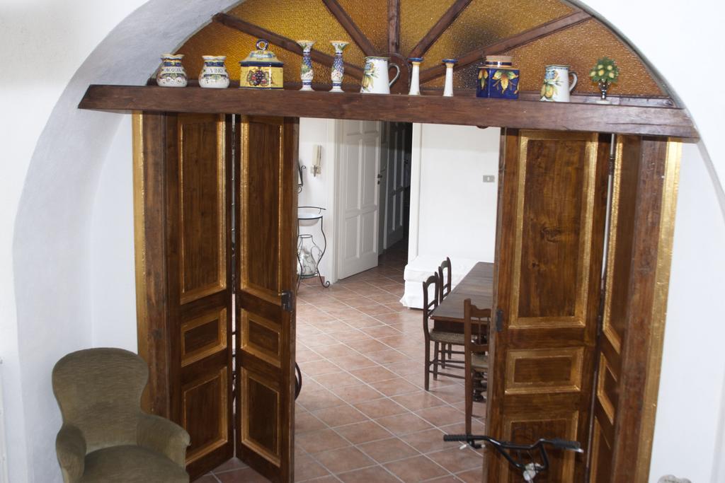 Palazzo D'Orsi Villa Calvanico ภายนอก รูปภาพ